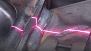 AI 在线焊缝检测：SmartRay JOSY 将系统调试时间缩短 80%